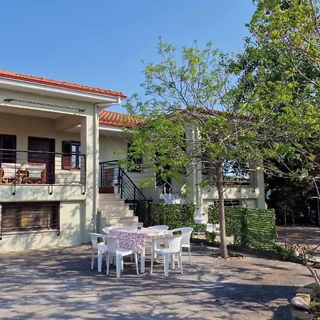 Apartment Next To The Sea